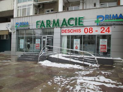 Spatiu comercial, situat pe Calea Bucuresti, langa KFC