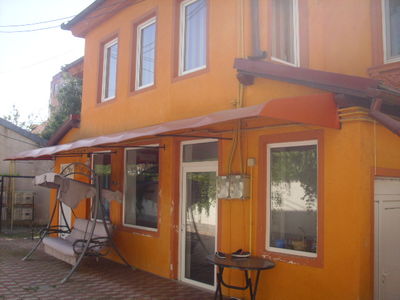 Casa situata langa Registrul Comertului